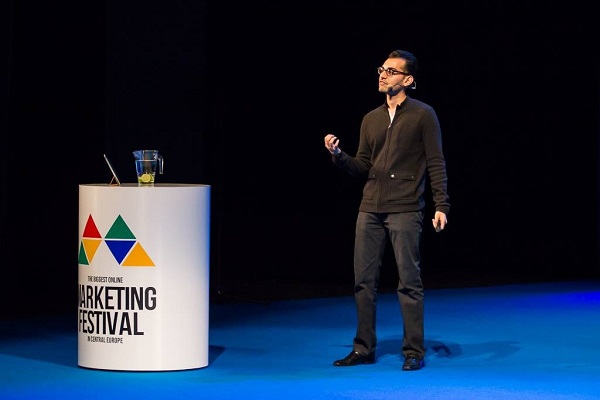 neil-patel-speaking